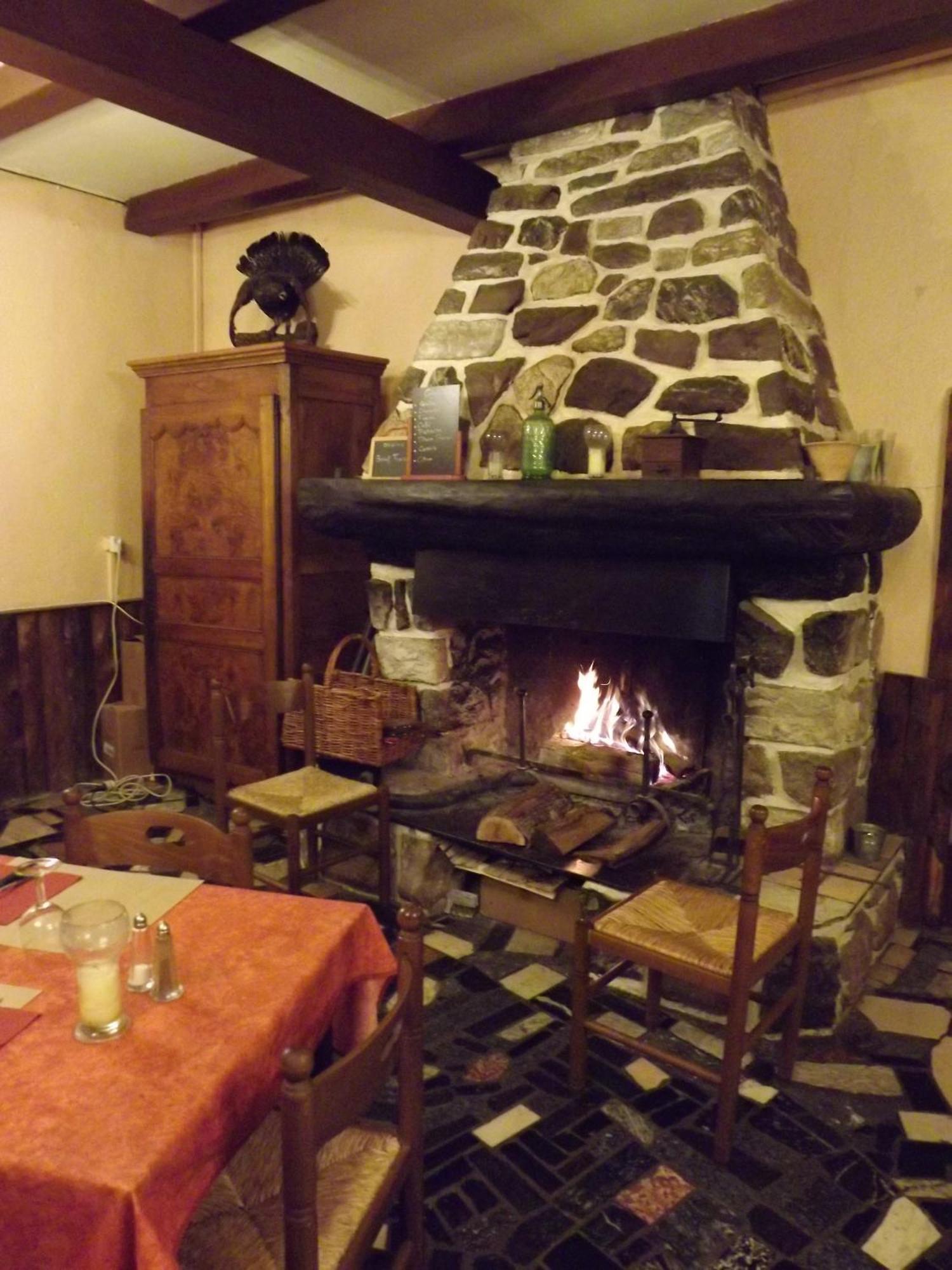 Auberge La Bergerie Sainte-Marie-de-Campan Kültér fotó