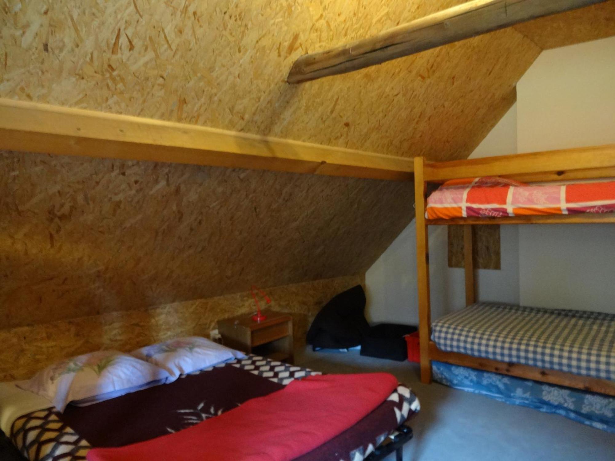 Auberge La Bergerie Sainte-Marie-de-Campan Szoba fotó
